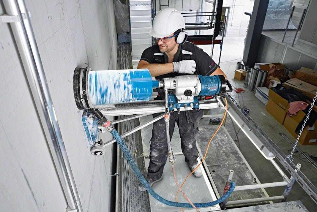 expert concrete cutting solutions UAE core drilling wall cutting slab cutting demolition services