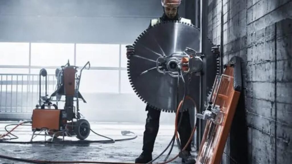 Window Cutting Service in Dubai for precise concrete and masonry openings